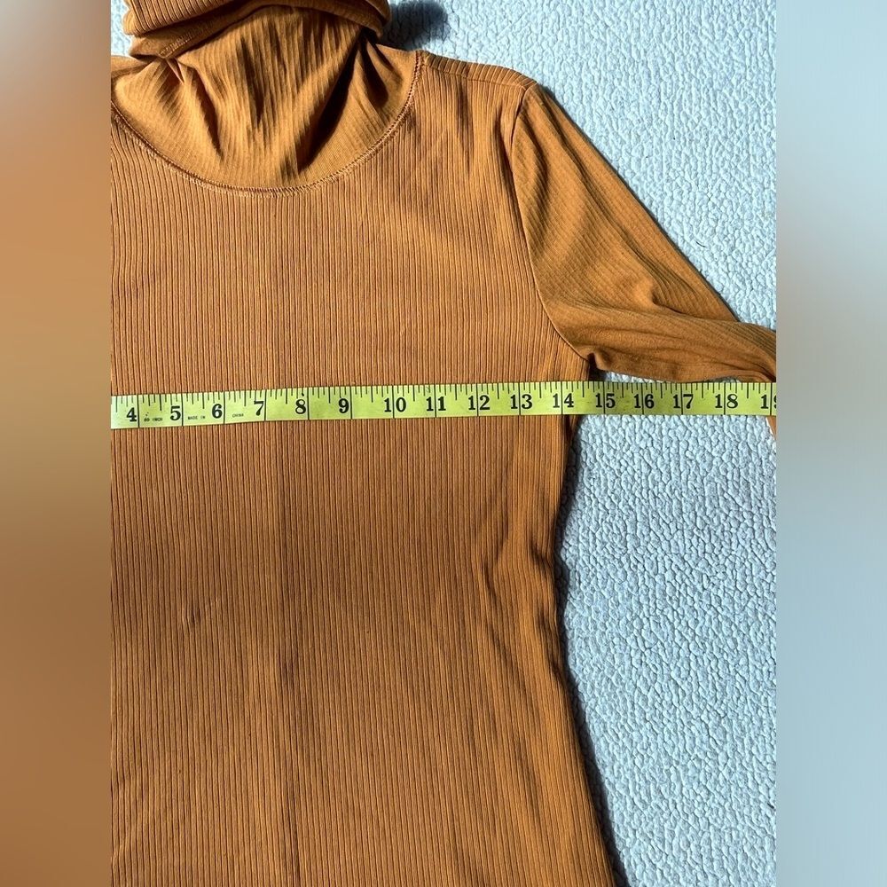 FREE PEOPLE TURTLENECK FLARE ORANGE LONG SLEEVE TOP SMALL WOMENS - Picture 6 of 6